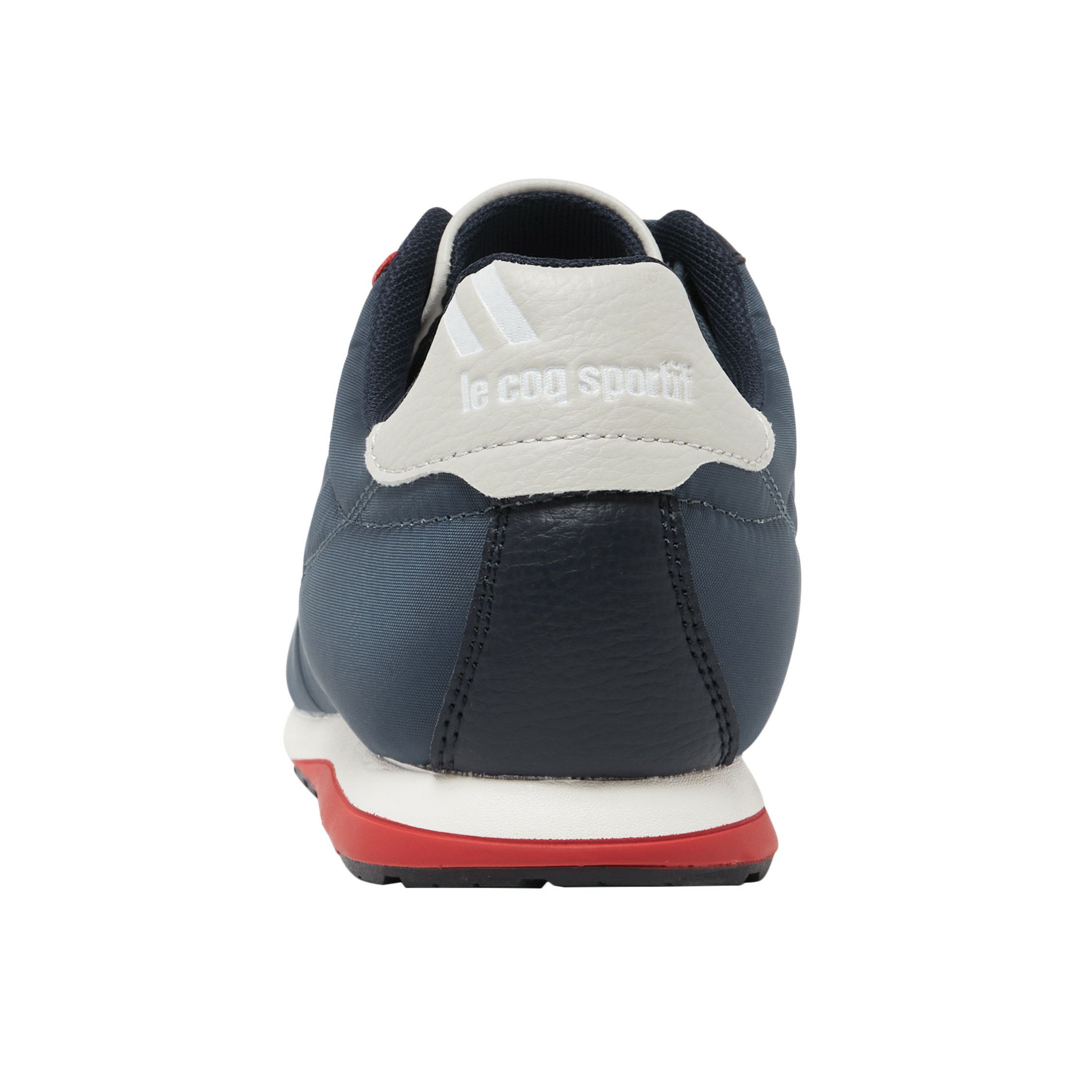 ルコックスポルティフのカジュアルシューズ