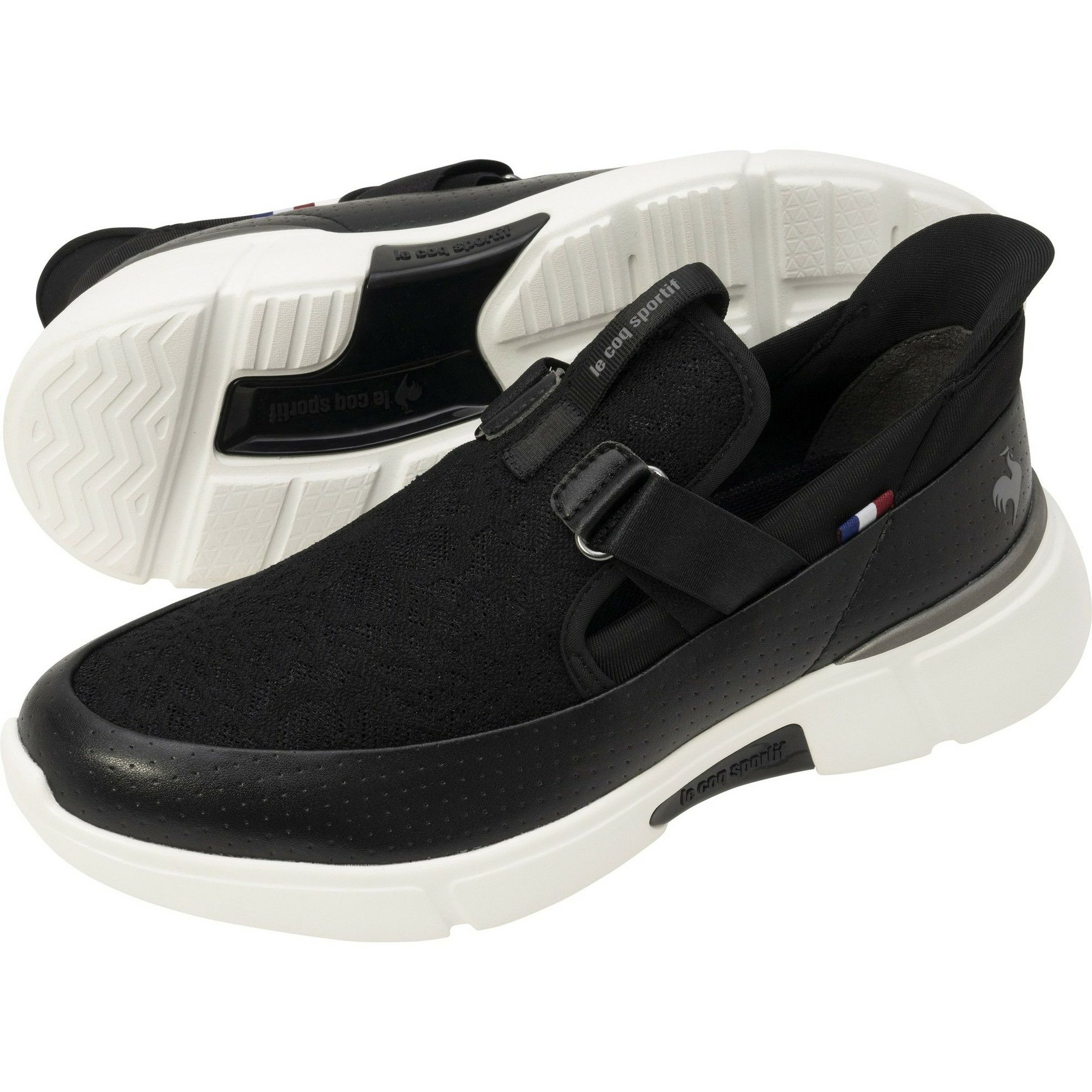 ルコックスポルティフのカジュアルシューズ