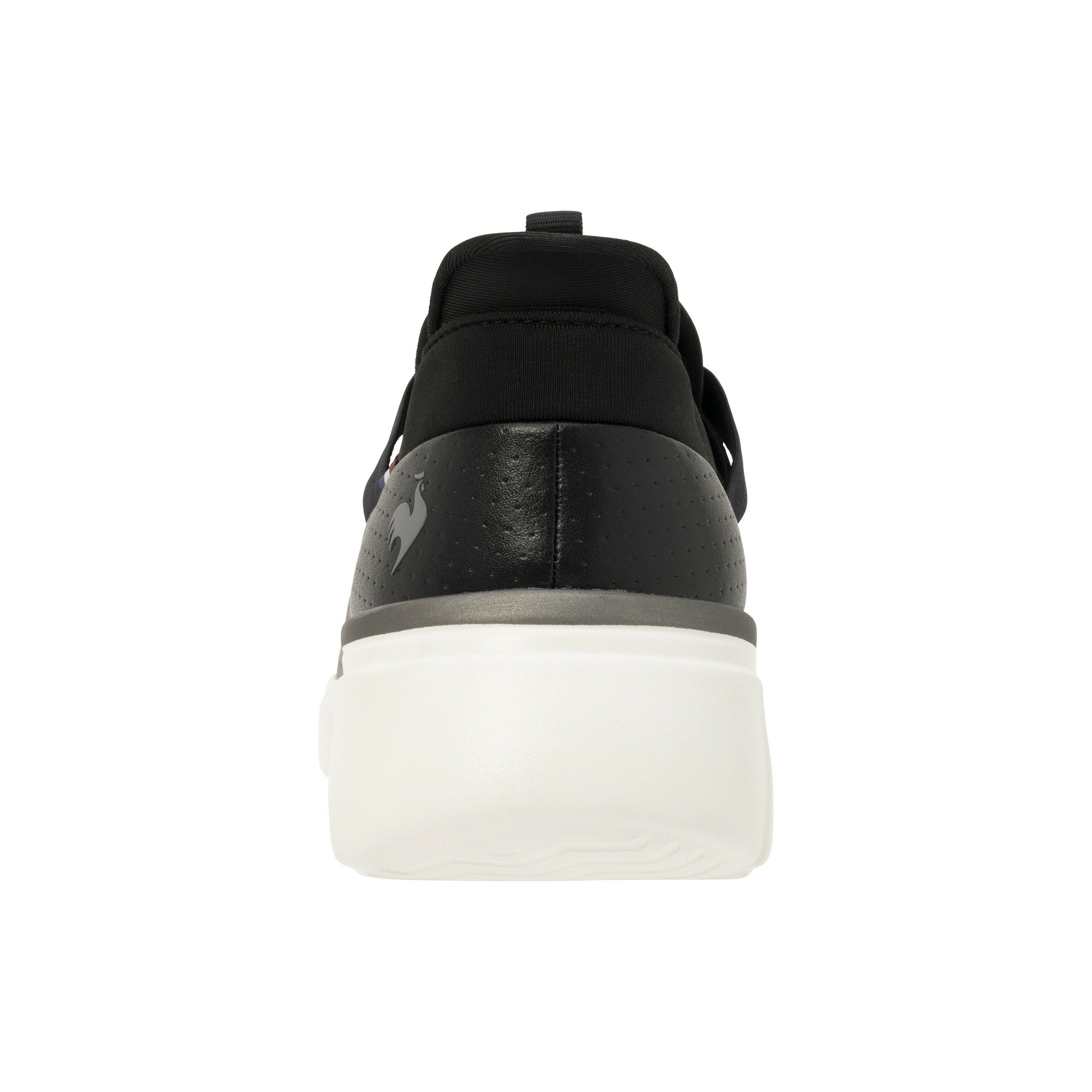 ルコックスポルティフのカジュアルシューズ