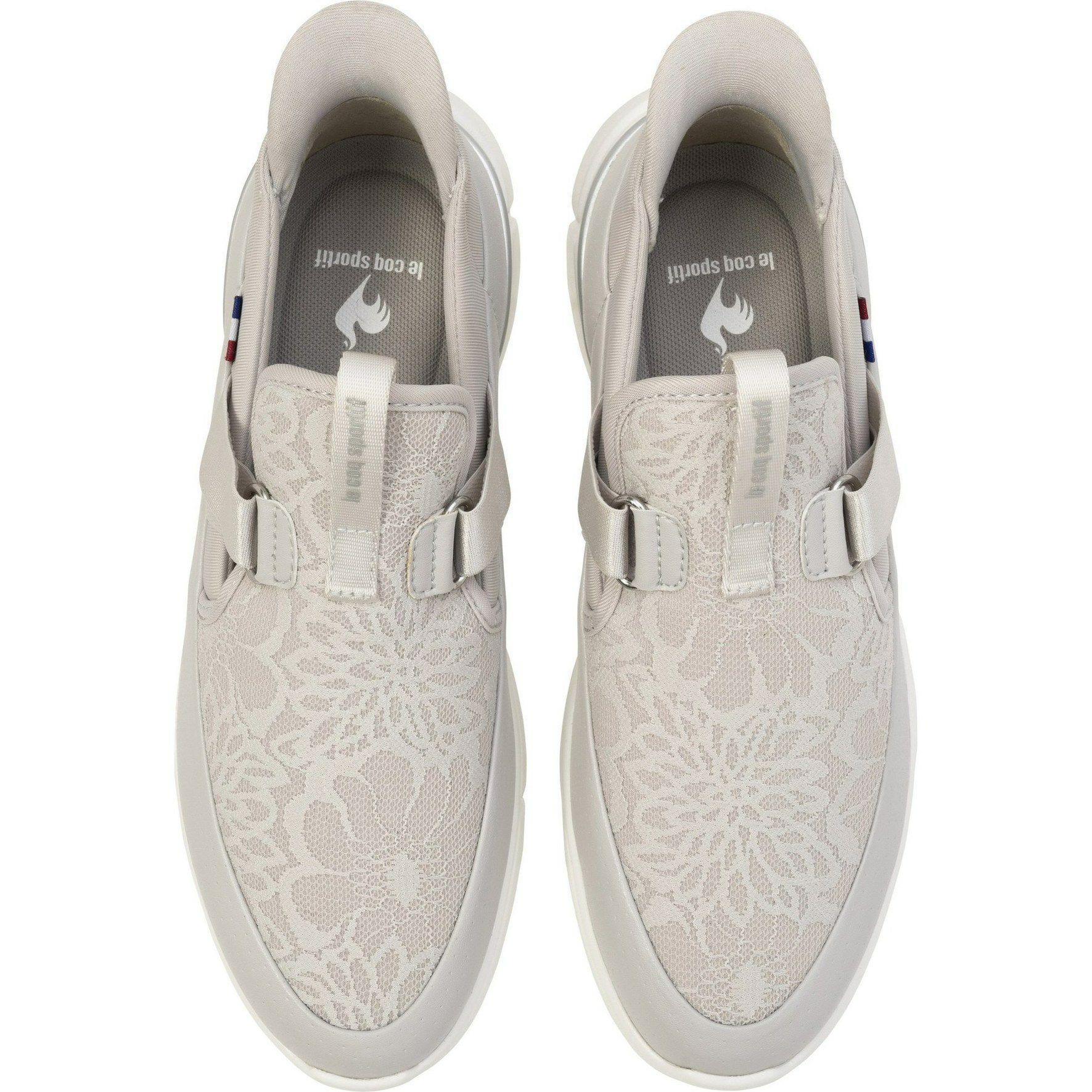 ルコックスポルティフのカジュアルシューズ