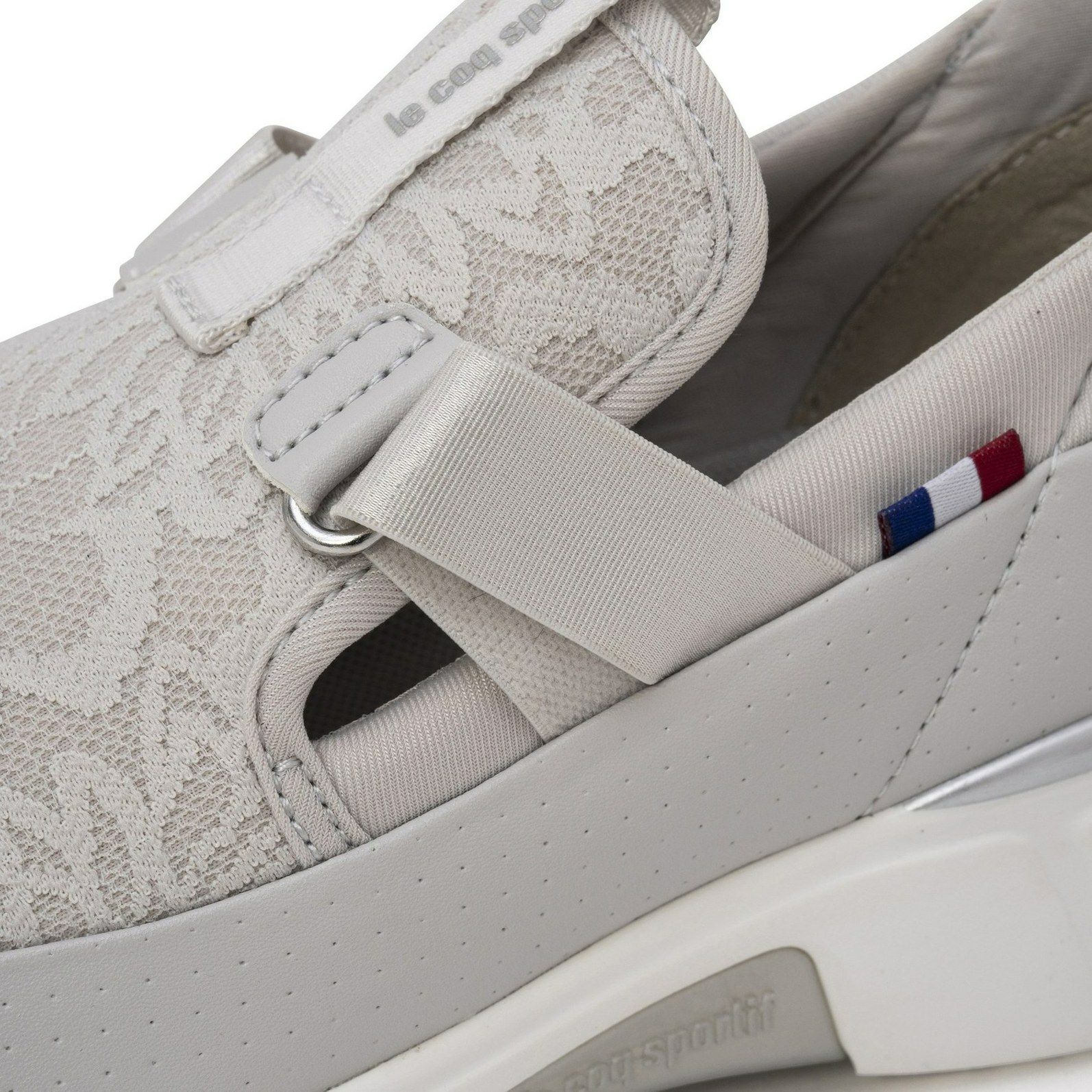 ルコックスポルティフのカジュアルシューズ