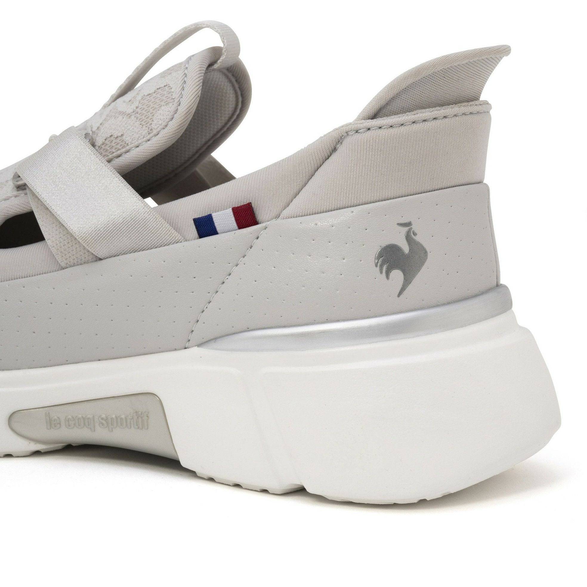 ルコックスポルティフのカジュアルシューズ