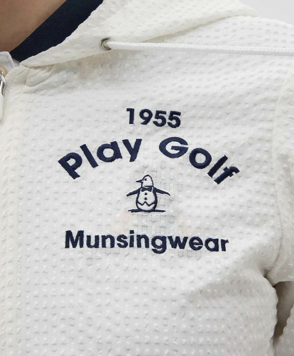 マンシングウェアのパーカー