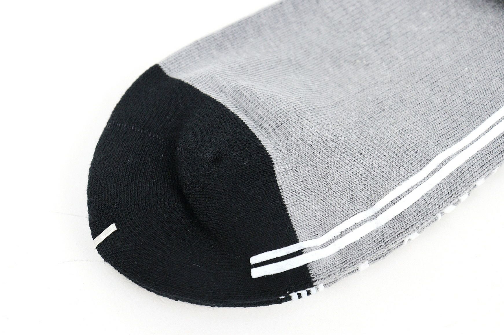 ランバンスポールのレギュラー丈ソックス