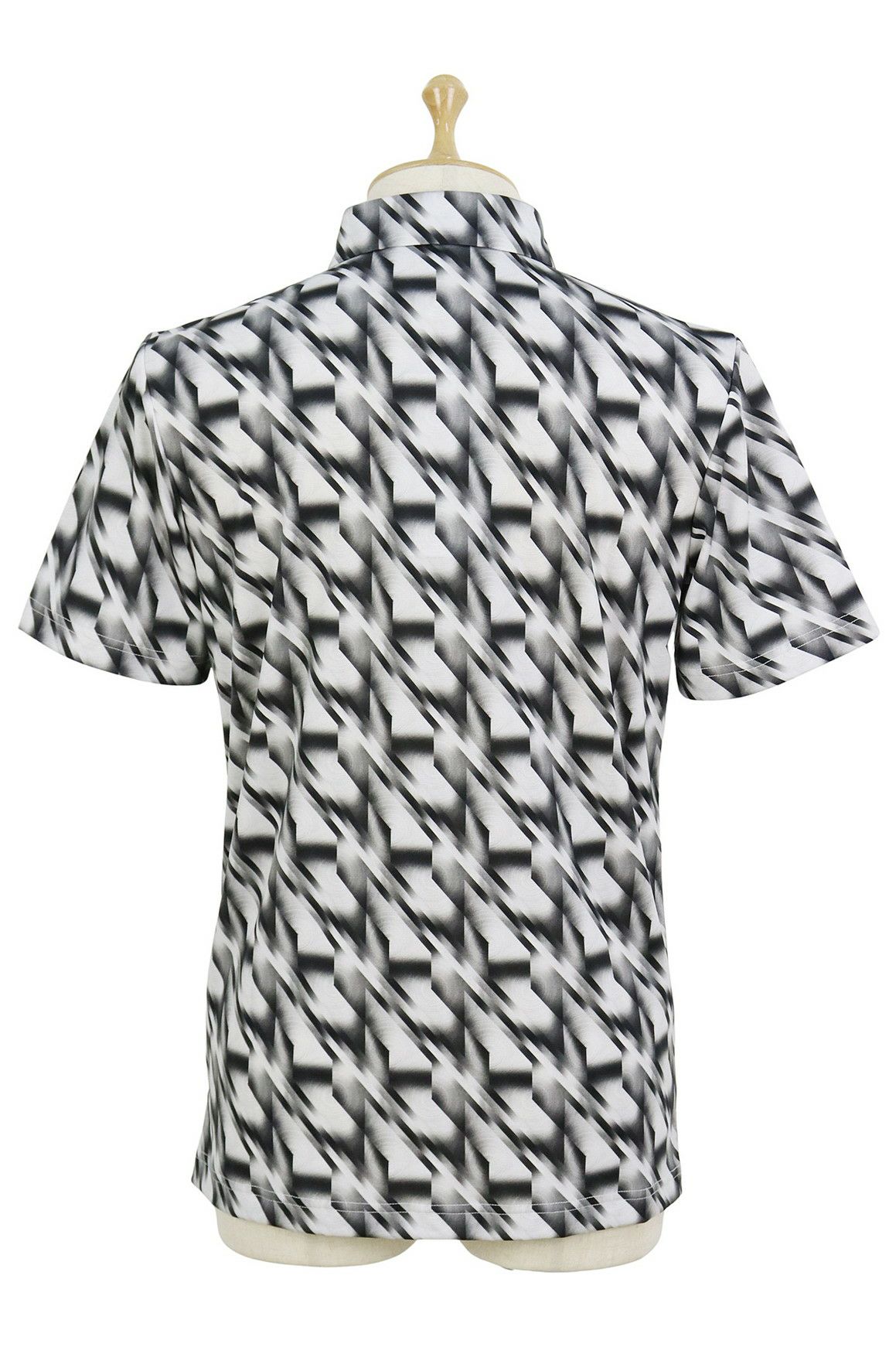 ランバンスポールのポロシャツ