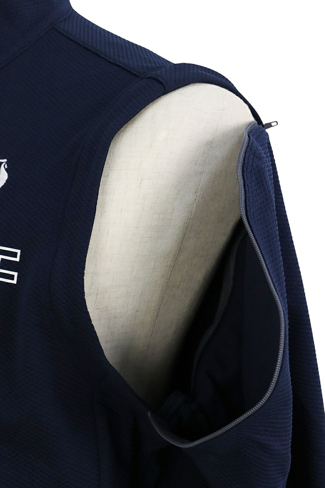 ルコックスポルティフゴルフのブルゾン