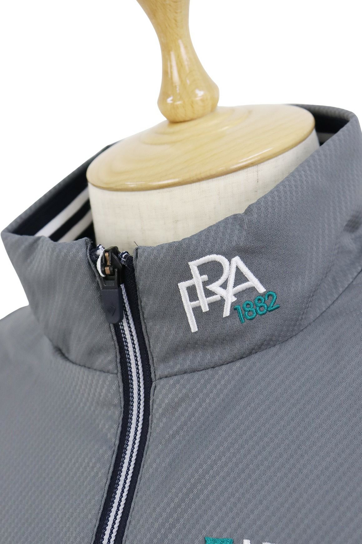 ルコックスポルティフゴルフのブルゾン