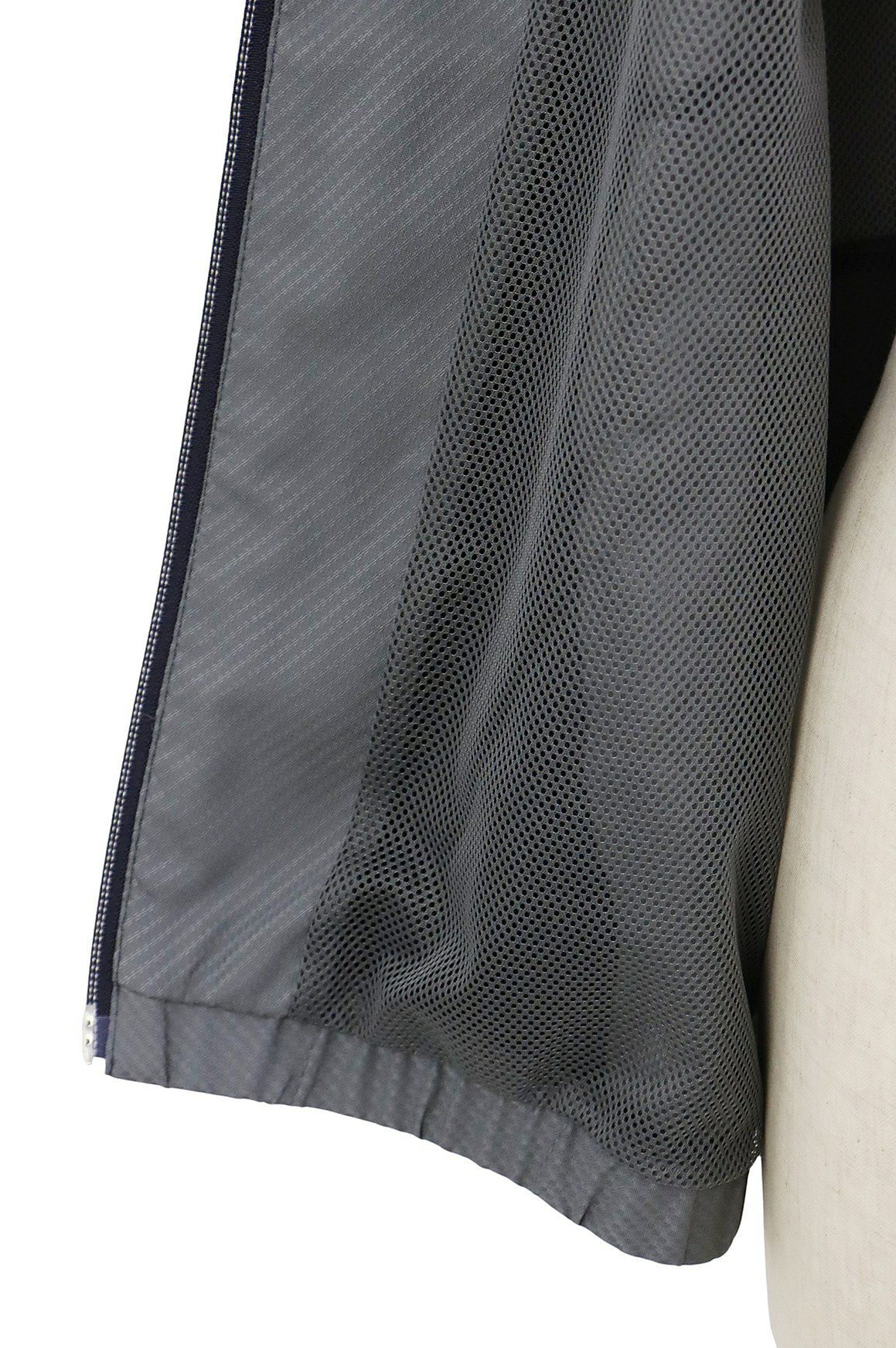 ルコックスポルティフゴルフのブルゾン