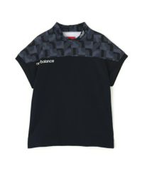 ニューバランスゴルフのハイネックシャツ