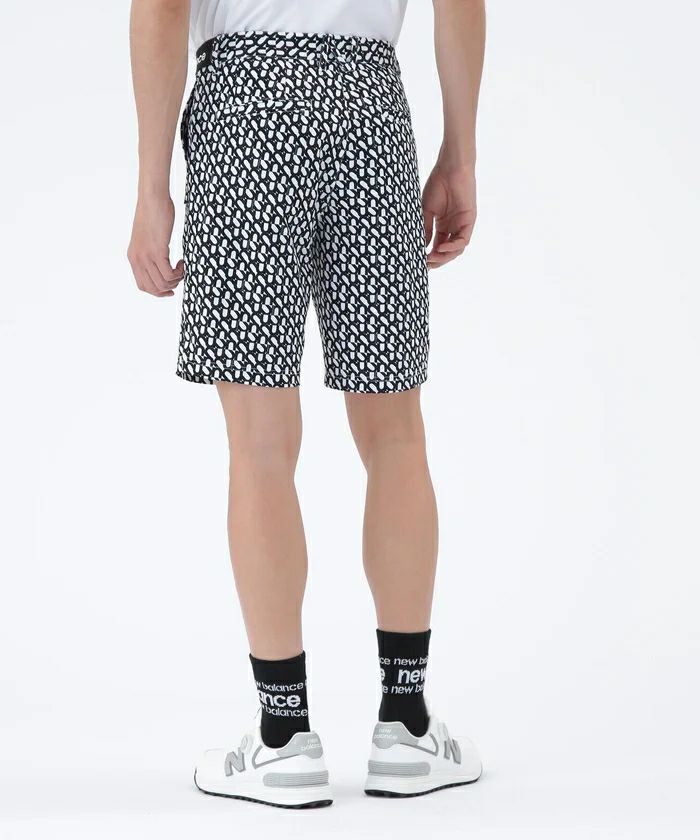 ニューバランスゴルフのショートパンツ