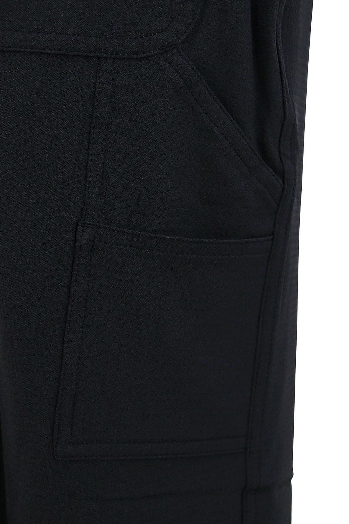 ニューバランスゴルフのロングパンツ