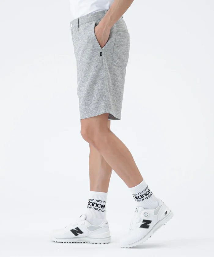 ニューバランスゴルフのショートパンツ