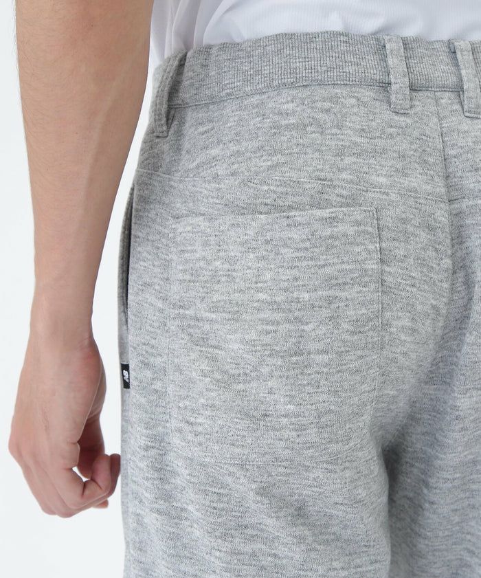 ニューバランスゴルフのショートパンツ