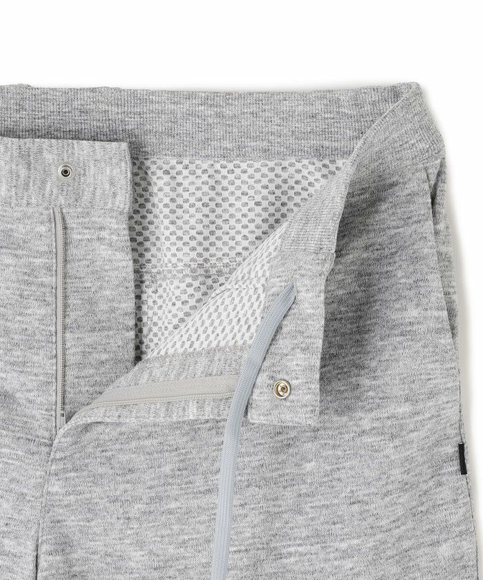 ニューバランスゴルフのショートパンツ