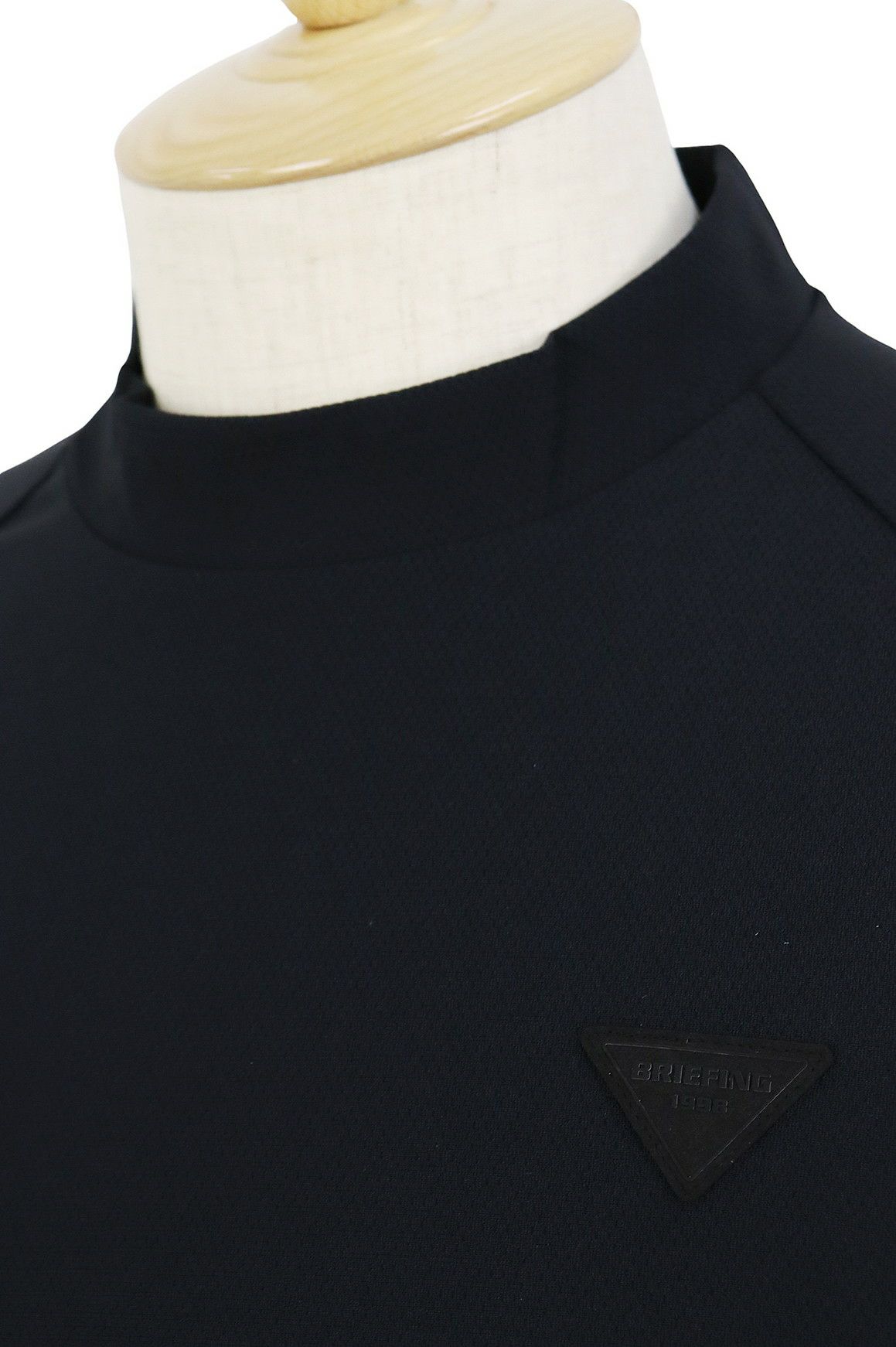 ブリーフィングゴルフのハイネックシャツ