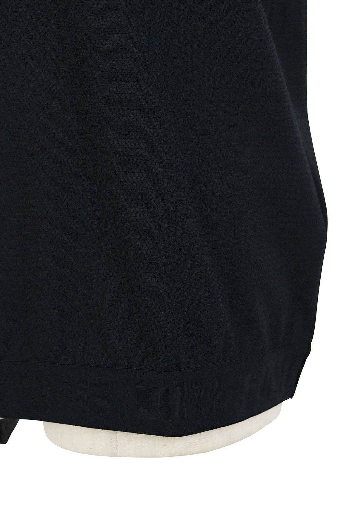 ブリーフィングゴルフのハイネックシャツ