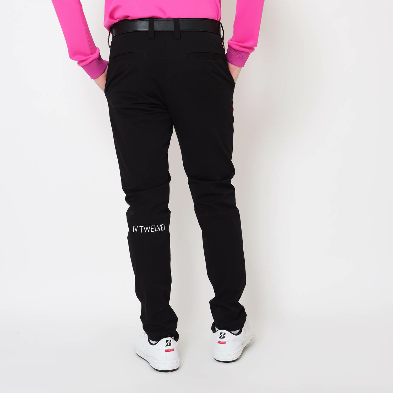 V12ゴルフのパンツ