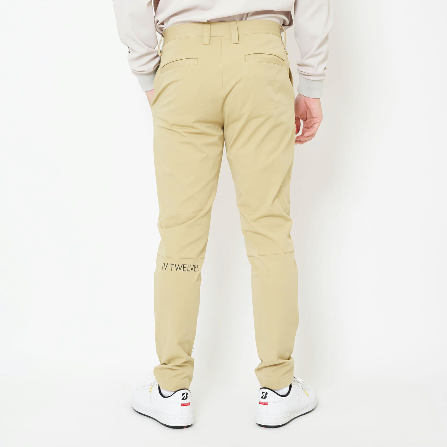 V12ゴルフのパンツ