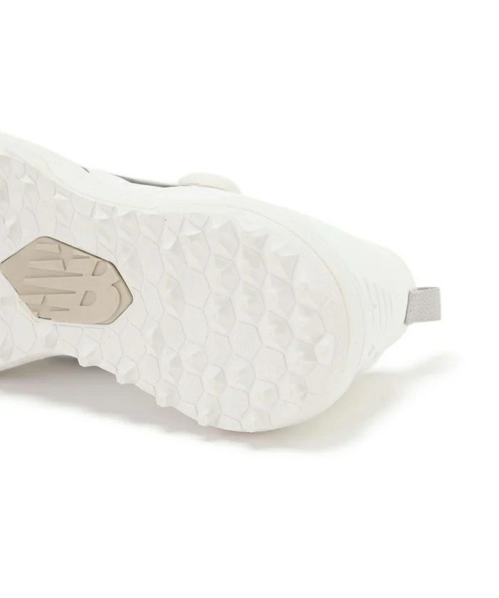 ニューバランスゴルフのシューズ