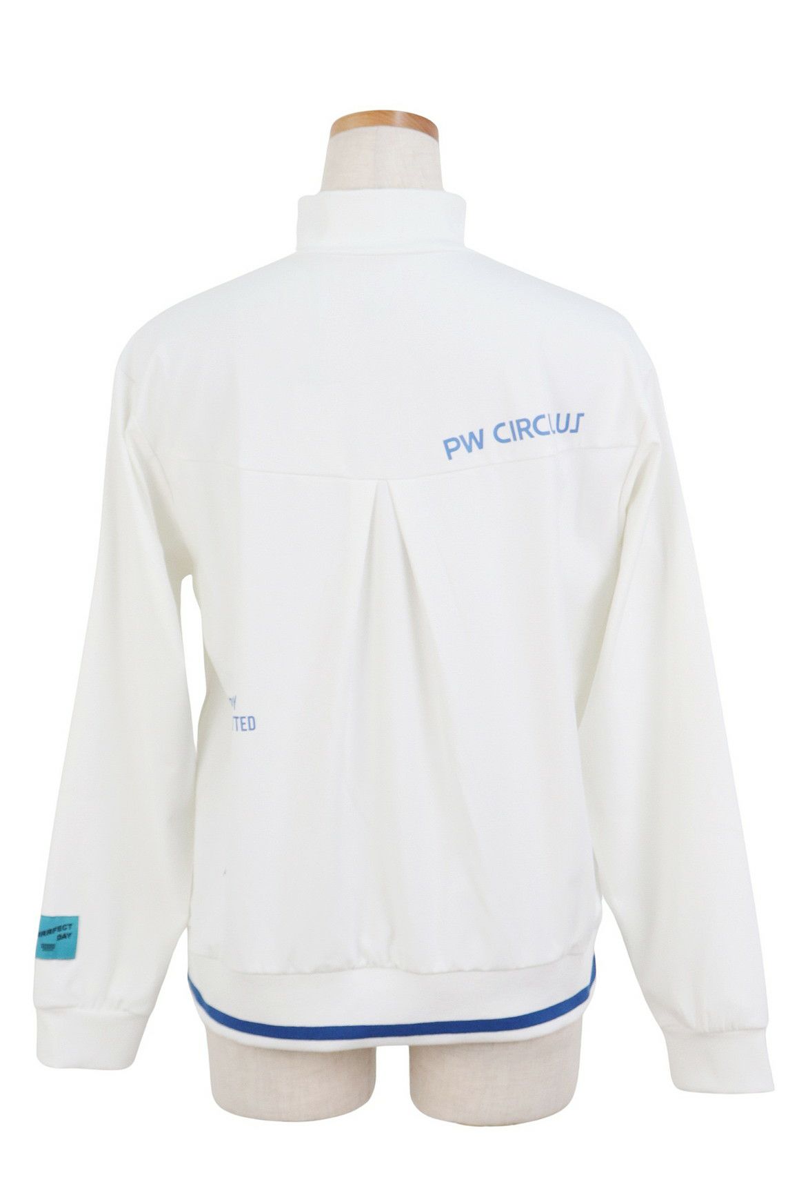 ピーダブリュサーキュラスのポロシャツ