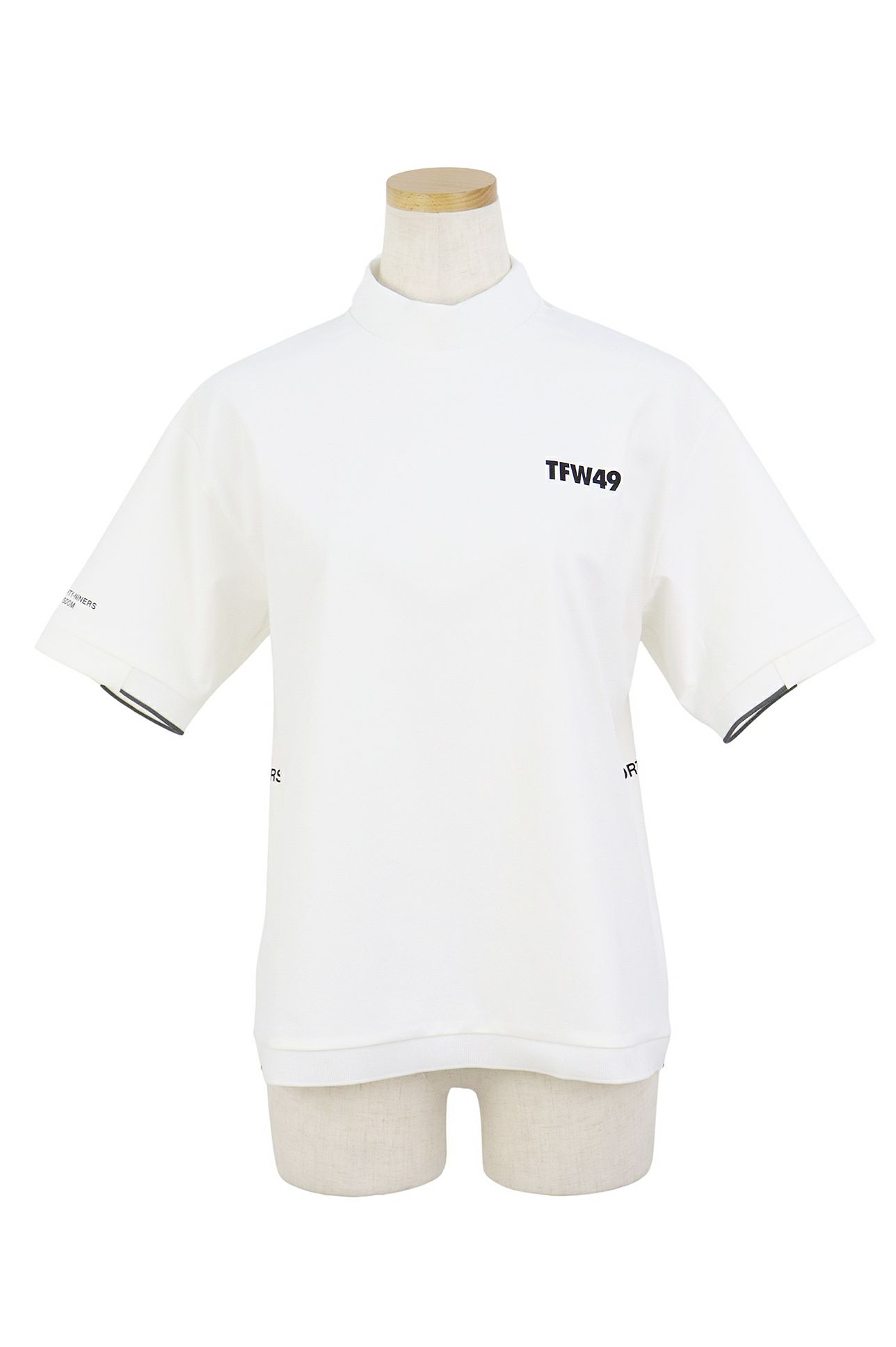 ティーエフダブリューフォーティーナインのハイネックシャツ