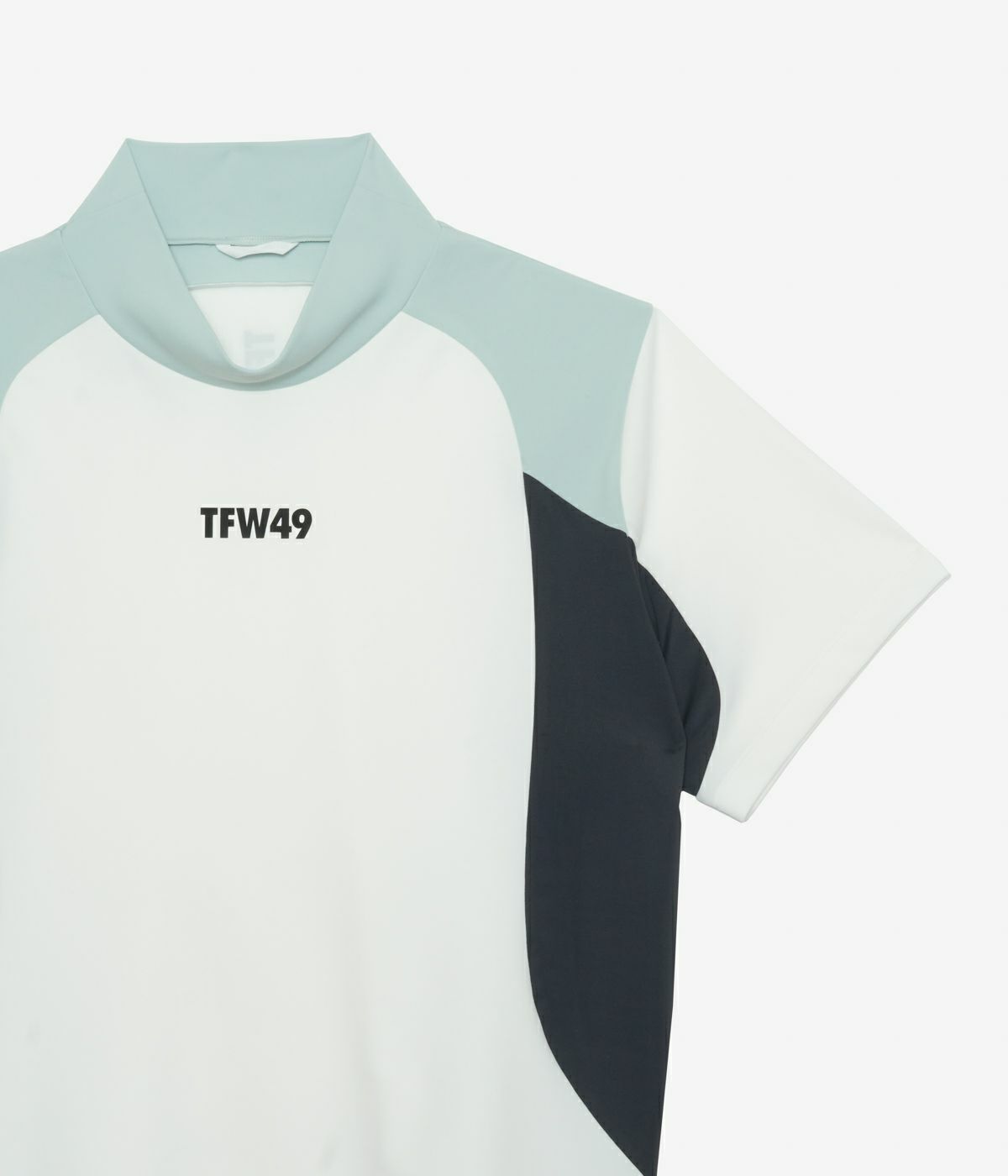 ティーエフダブリューフォーティーナインのハイネックシャツ