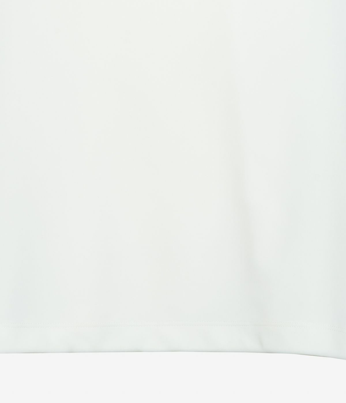 ティーエフダブリューフォーティーナインのハイネックシャツ