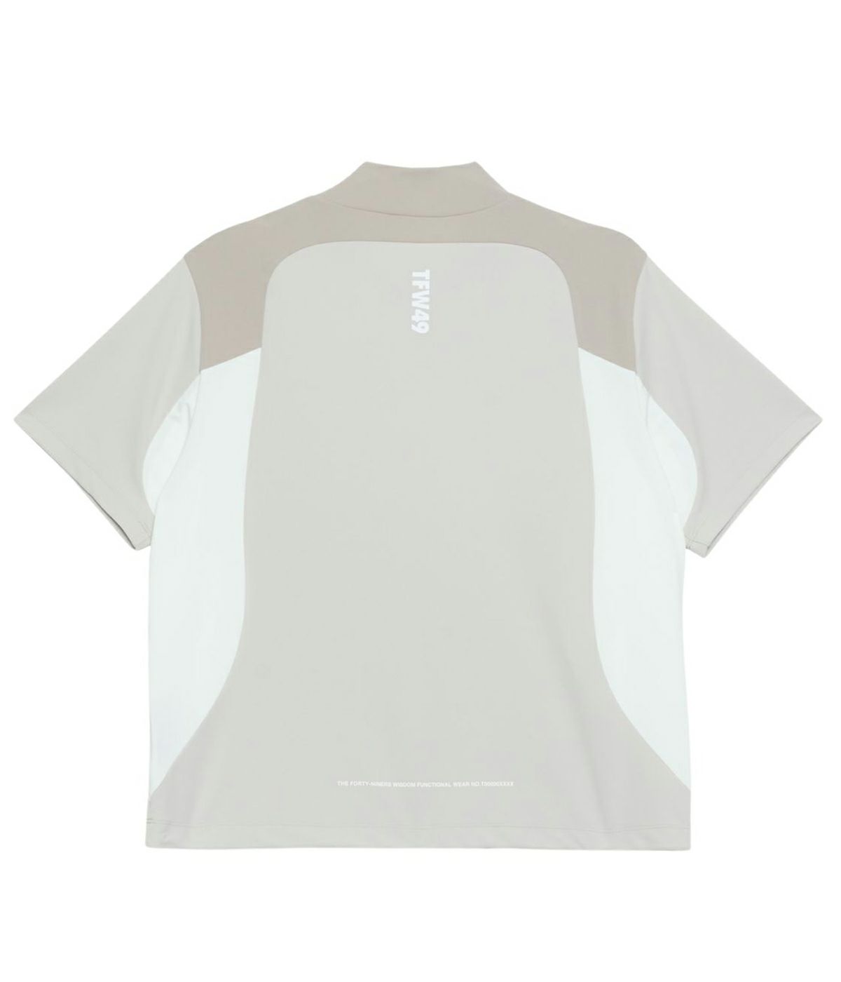 ティーエフダブリューフォーティーナインのハイネックシャツ