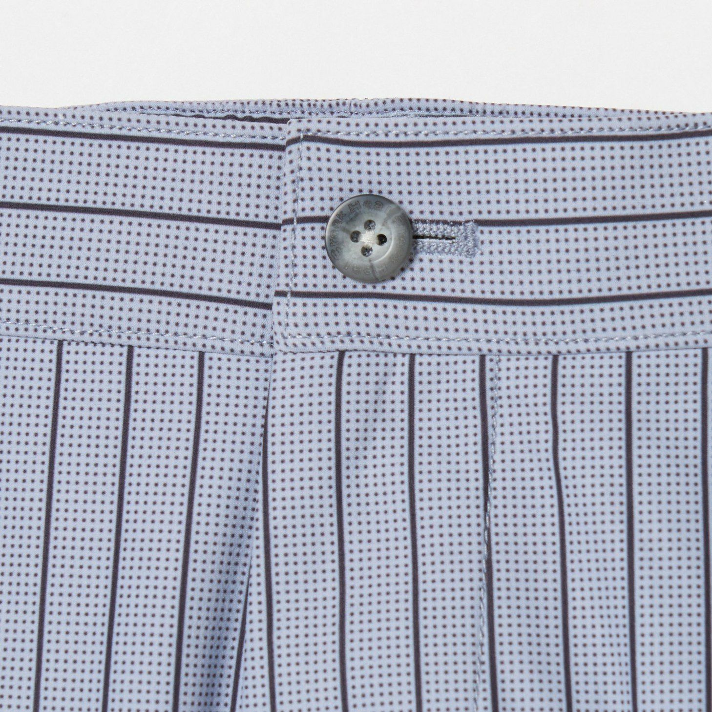 ヒールクリークのパンツ