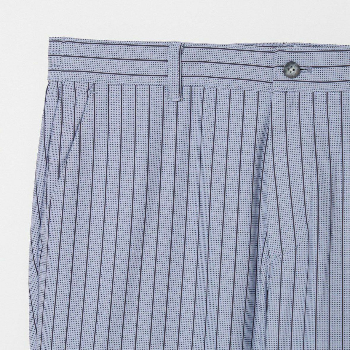 ヒールクリークのパンツ