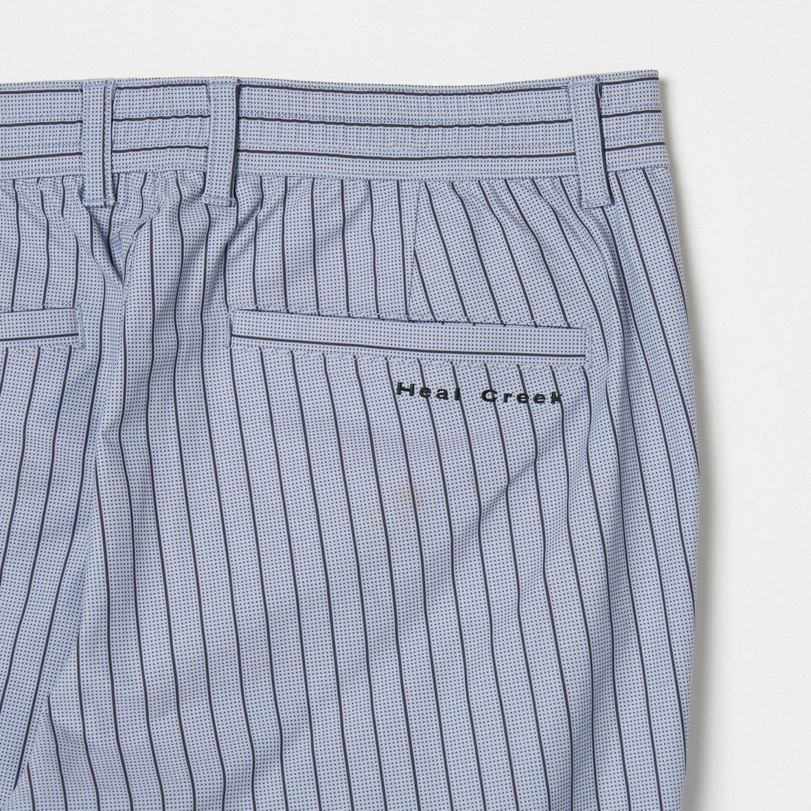 ヒールクリークのパンツ