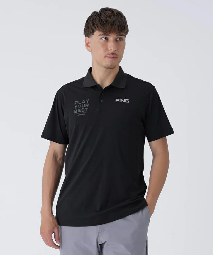 ピンのポロシャツ