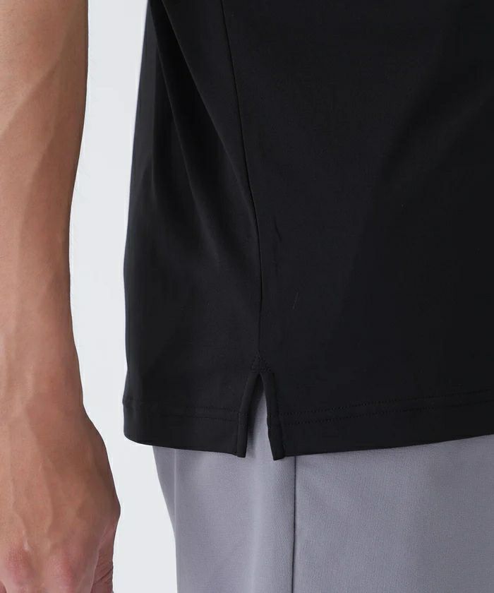 ピンのポロシャツ