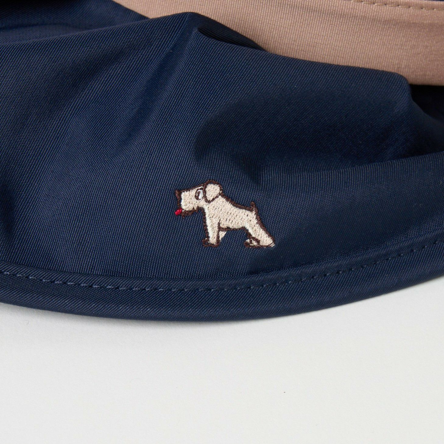 ヒールクリークのサンバイザー