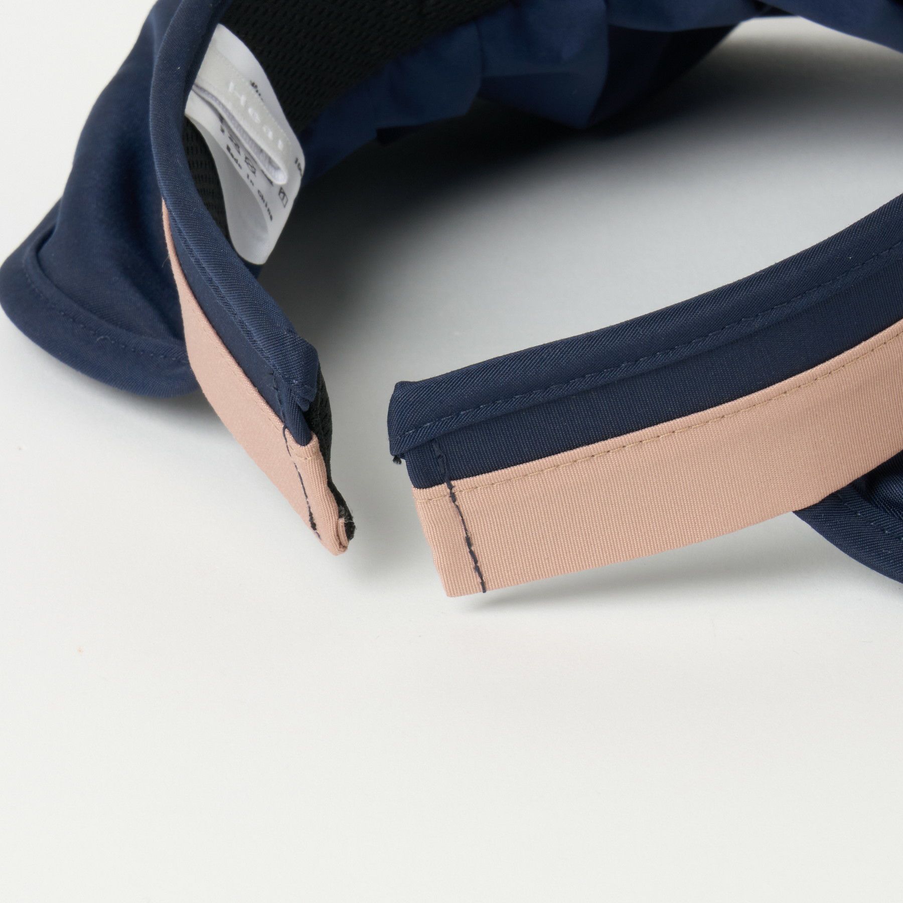 ヒールクリークのサンバイザー