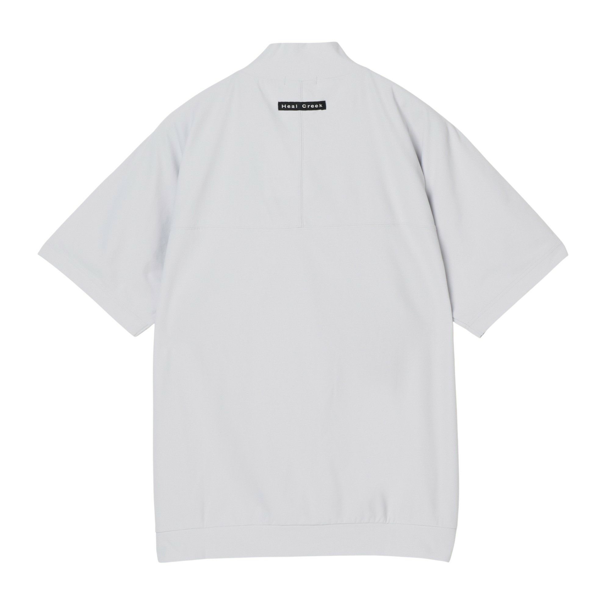 ヒールクリークのハイネックシャツ