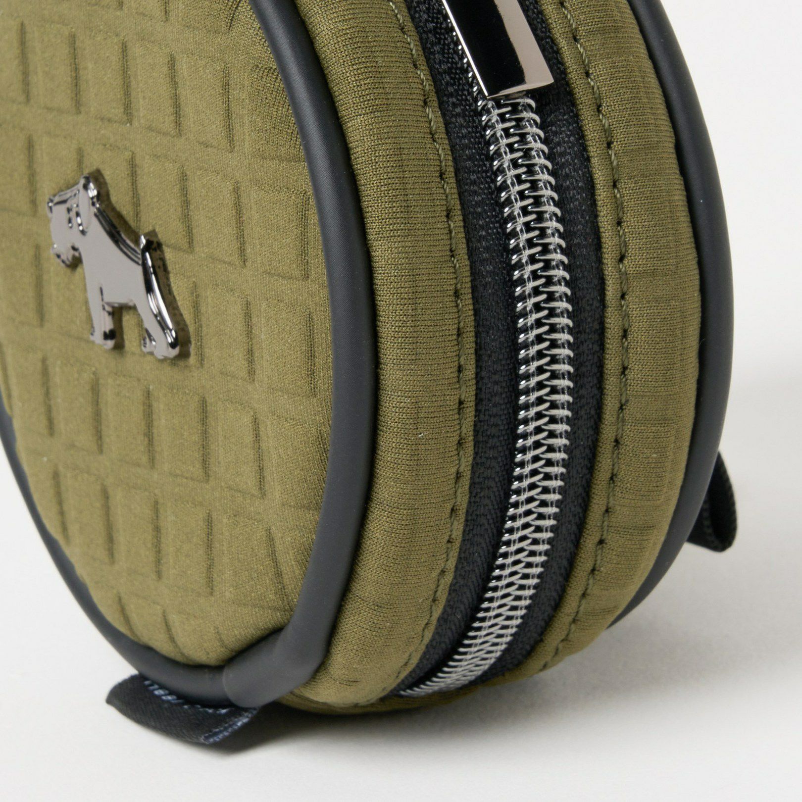 ヒールクリークのポーチ