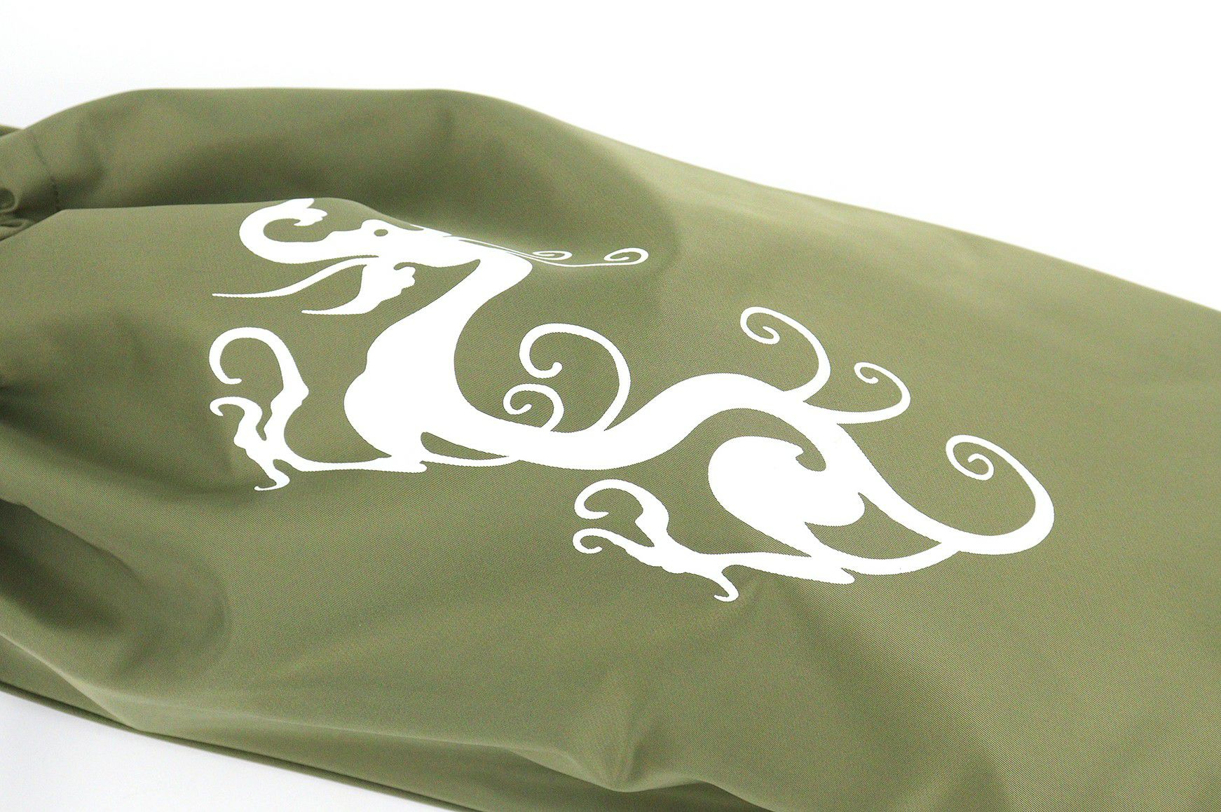 ダンスウィズドラゴンのシューズケース