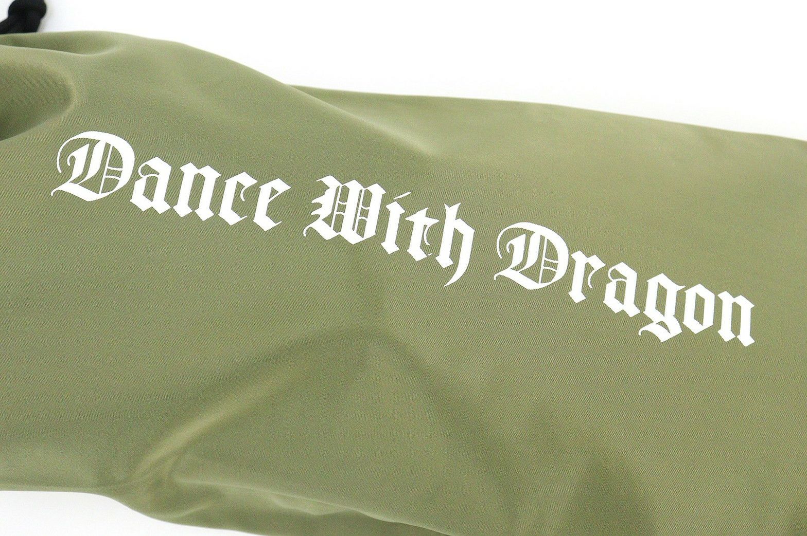 ダンスウィズドラゴンのシューズケース