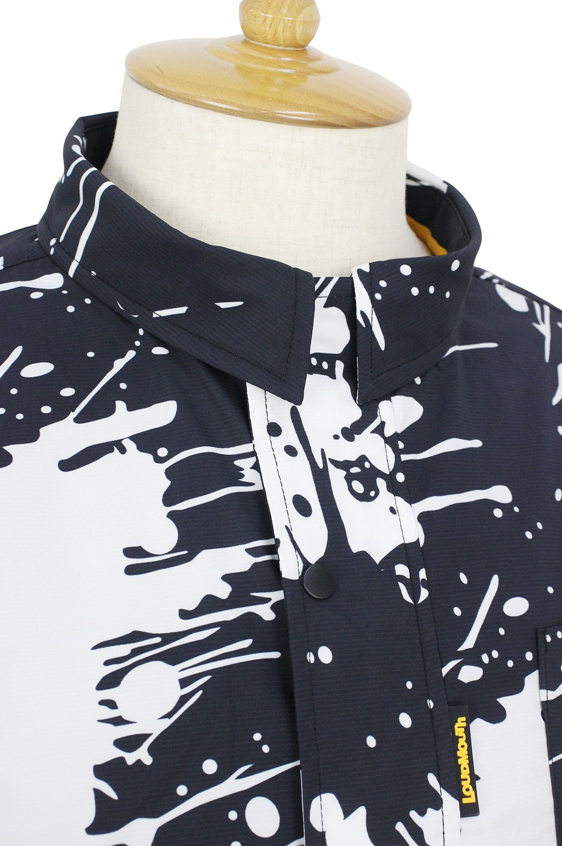 ラウドマウスのブルゾン