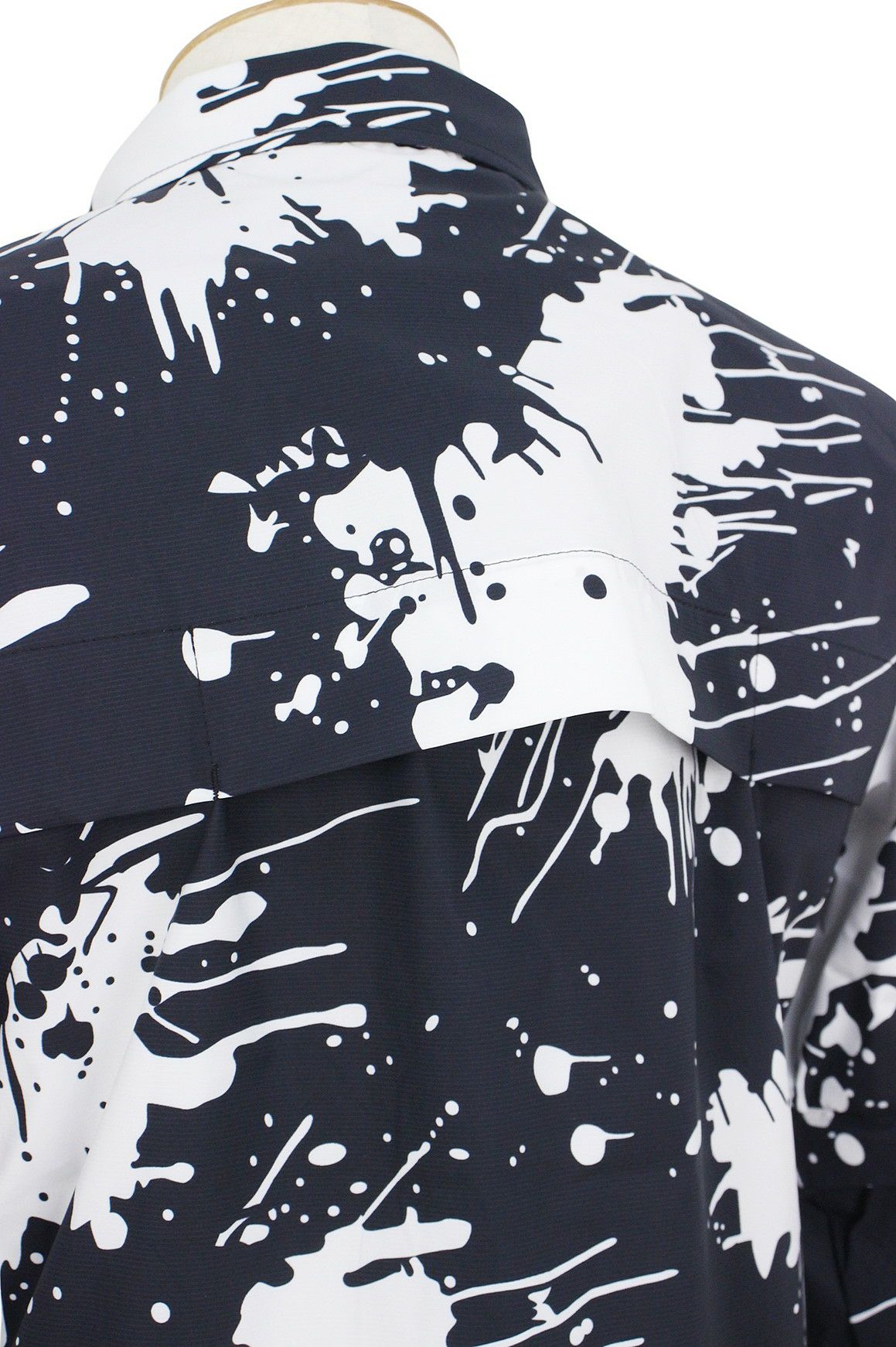 ラウドマウスのブルゾン