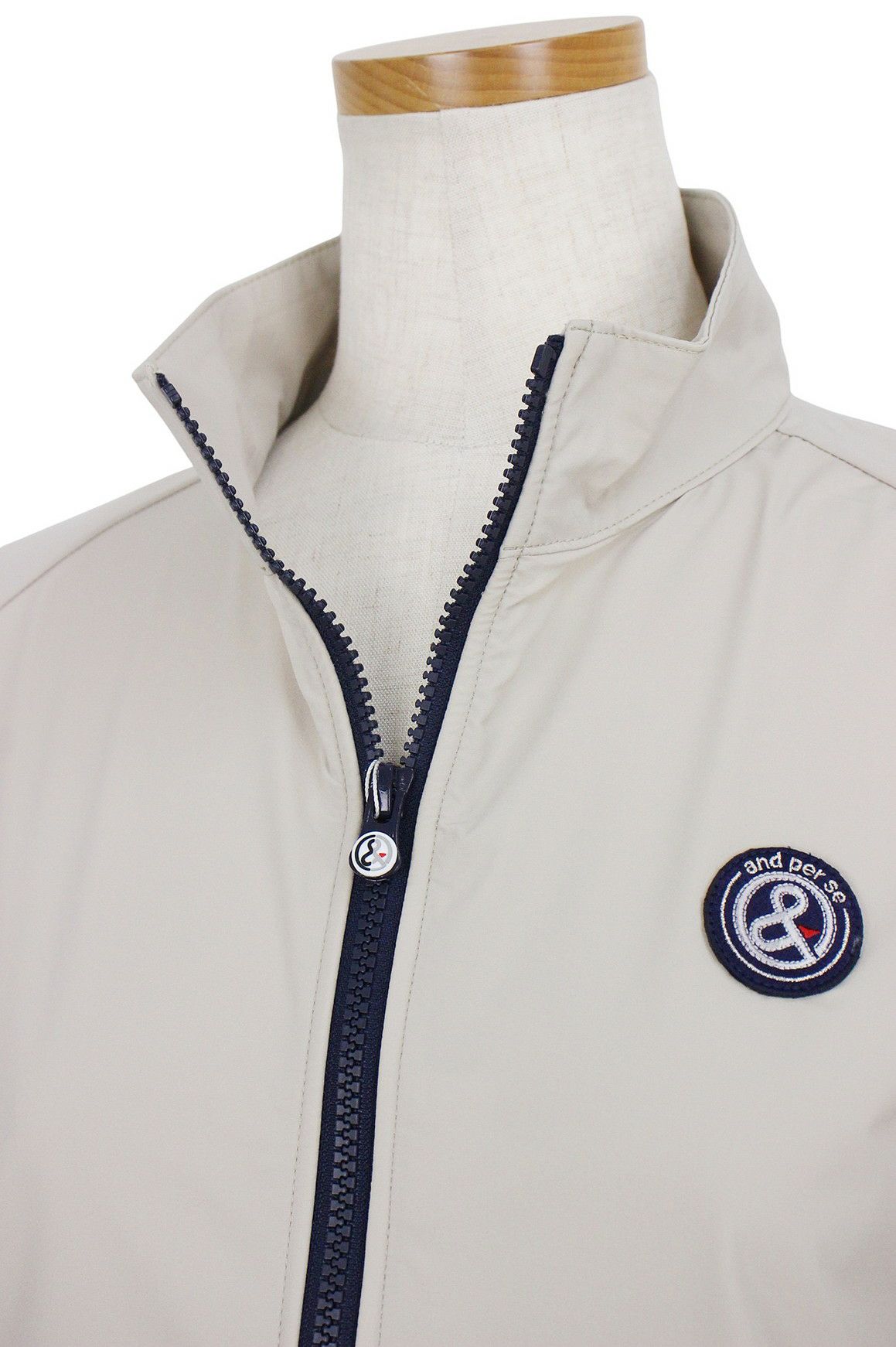 アンパスィのブルゾン