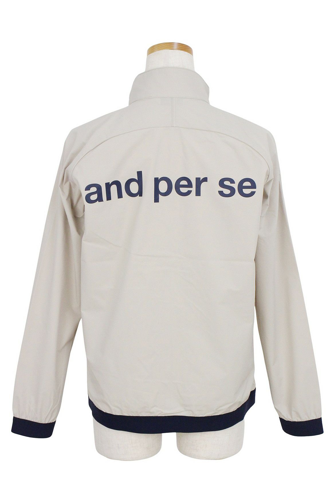 アンパスィのブルゾン