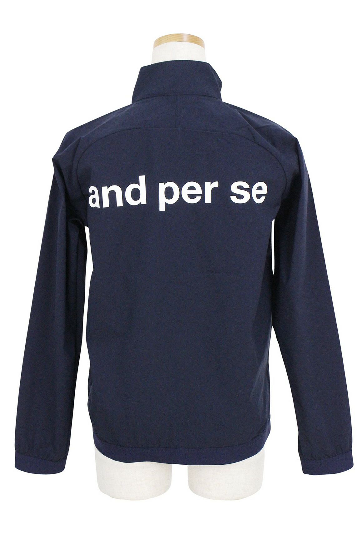 アンパスィのブルゾン