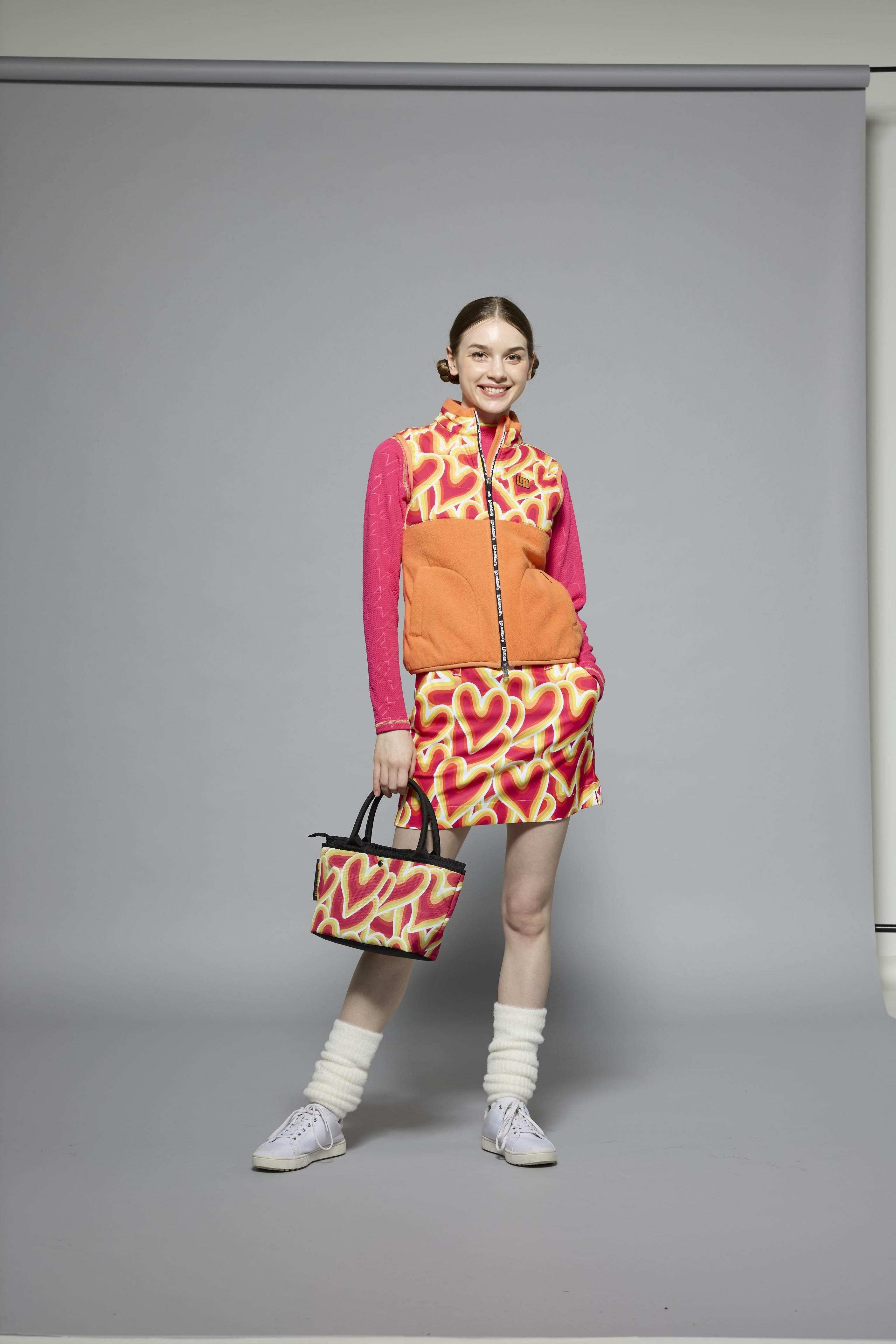 ラウドマウスのスカート