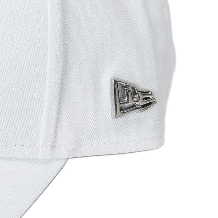 アドミラルゴルフのキャップ