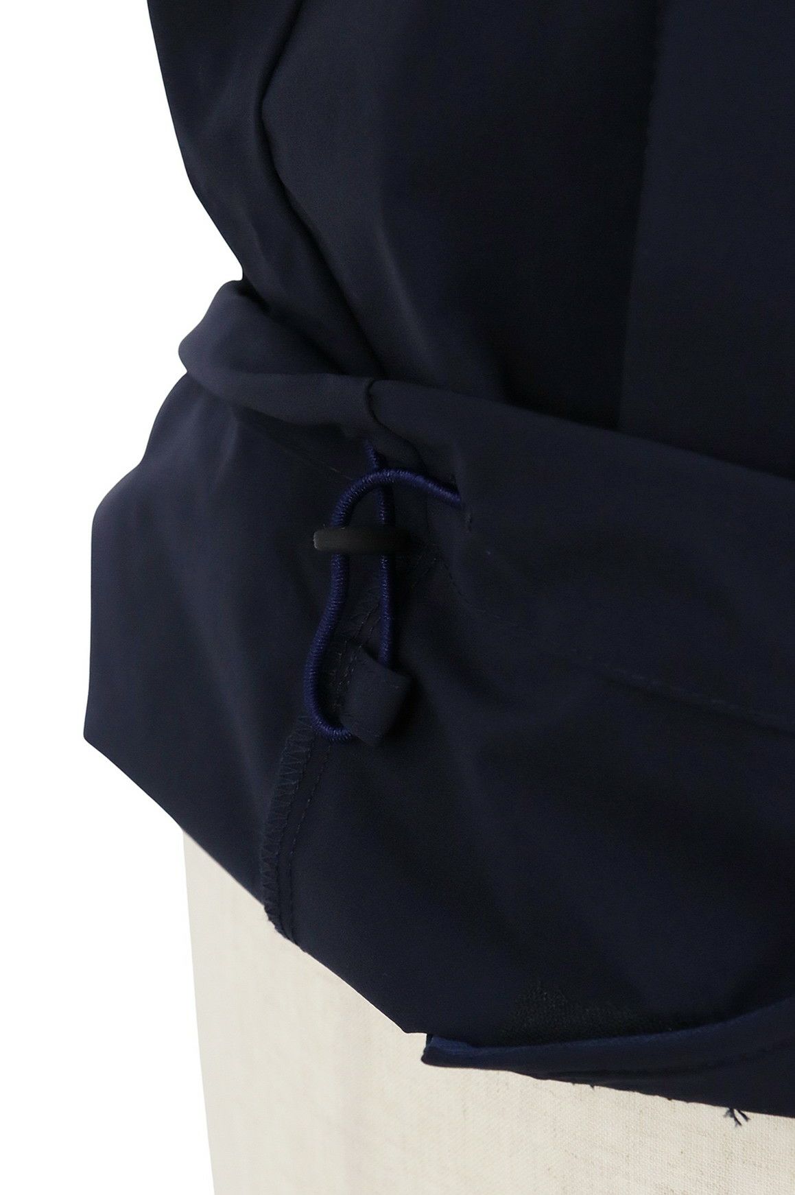 アンパスィのブルゾン