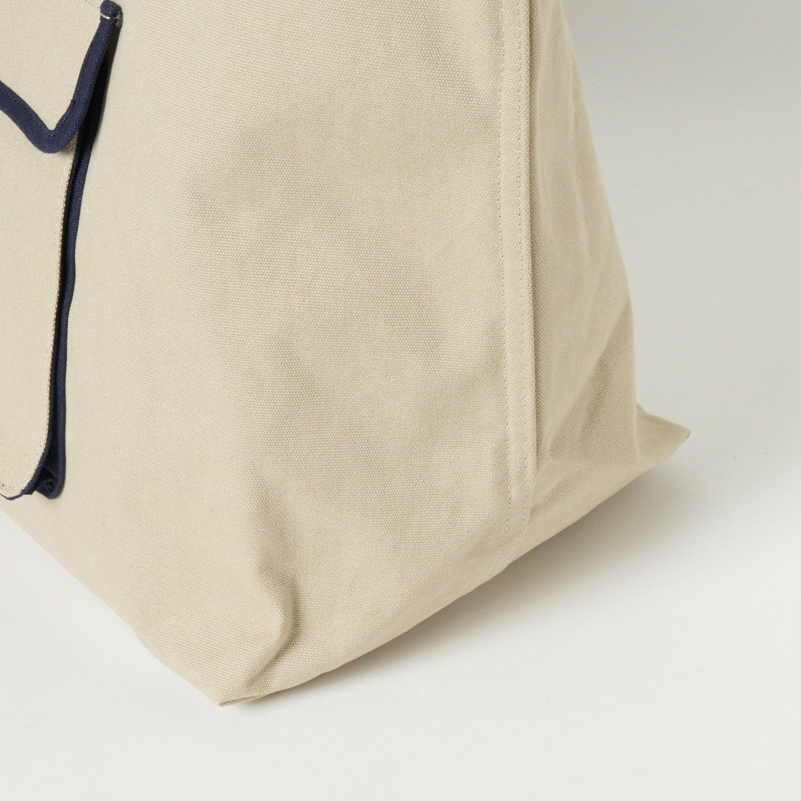 ロサーセンのトートバッグ