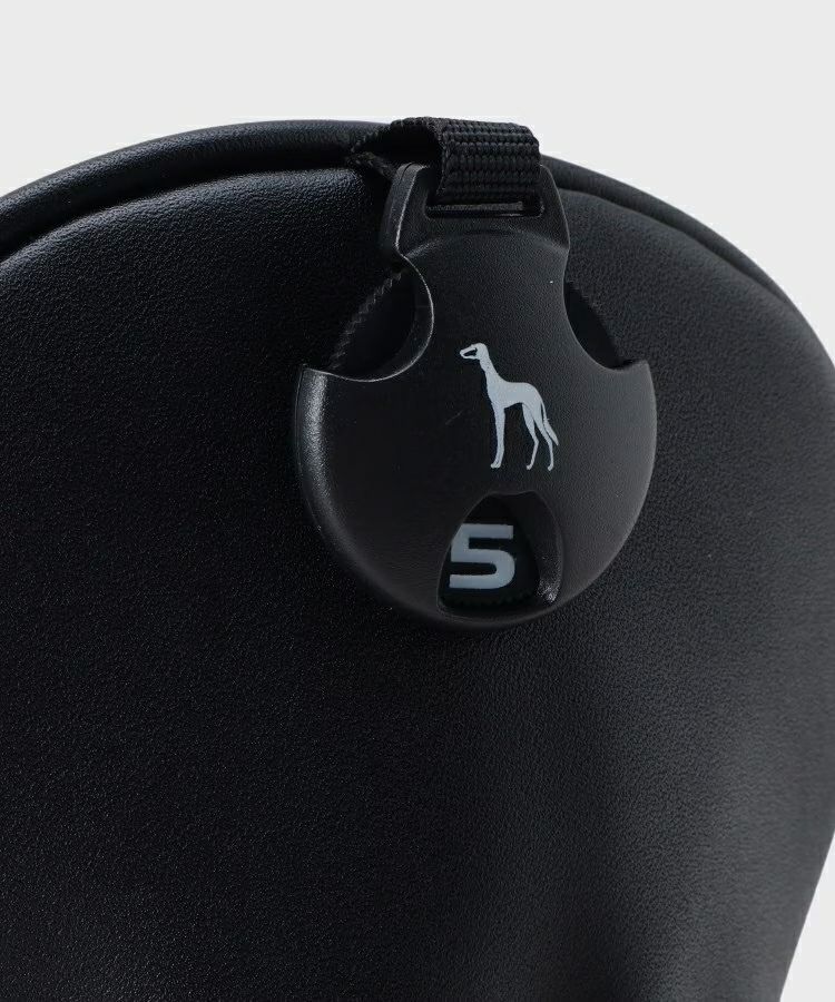 アダバットのヘッドカバー