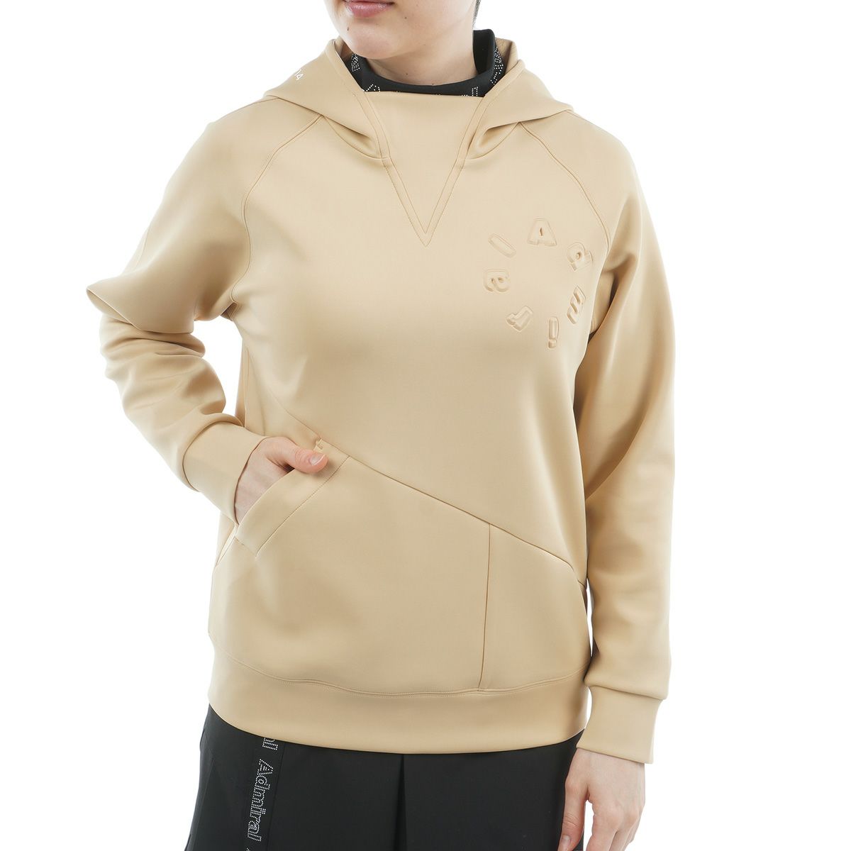 アドミラルゴルフ日本正規品のパーカー